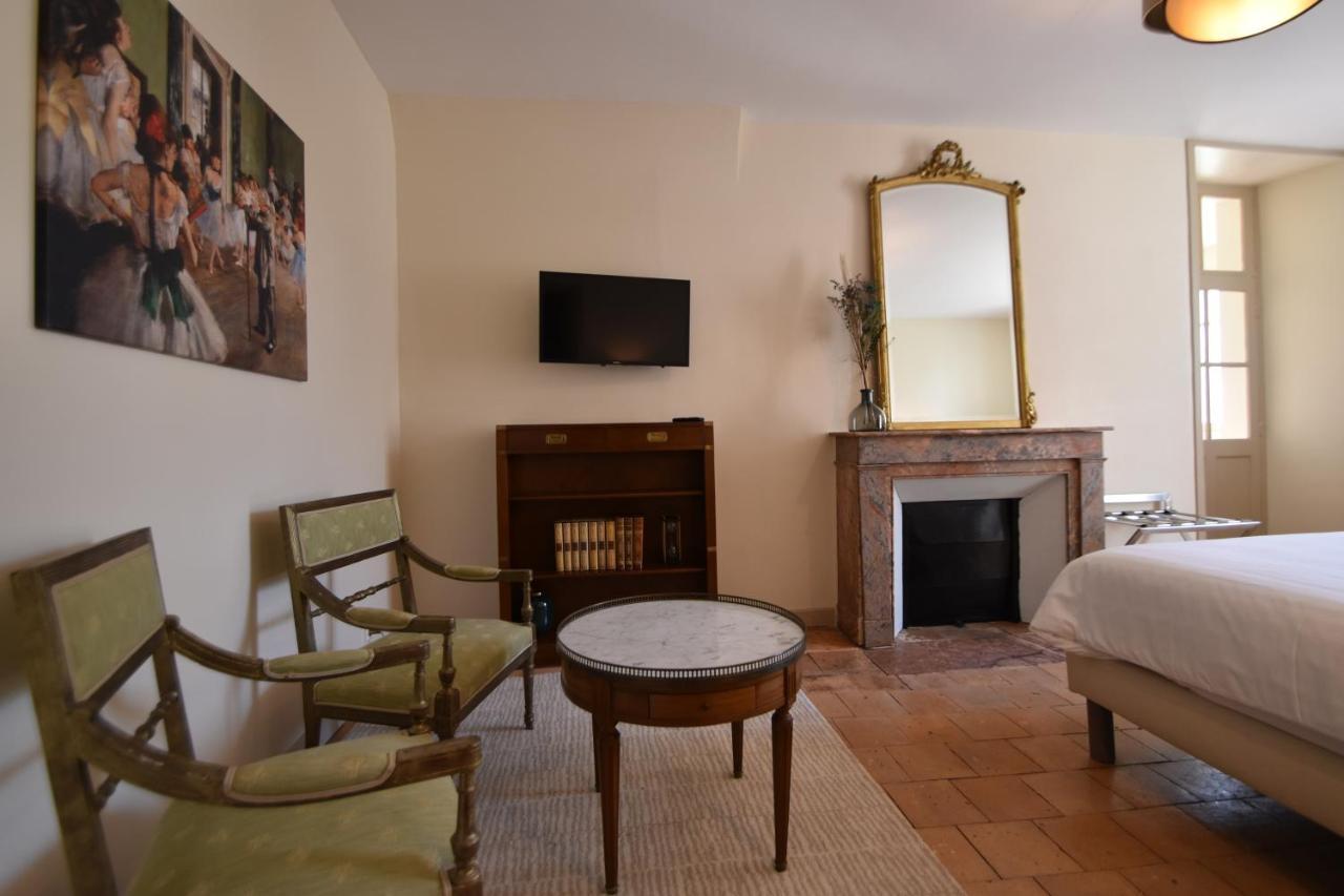 Les Destinees Hotel Chinon Exterior foto